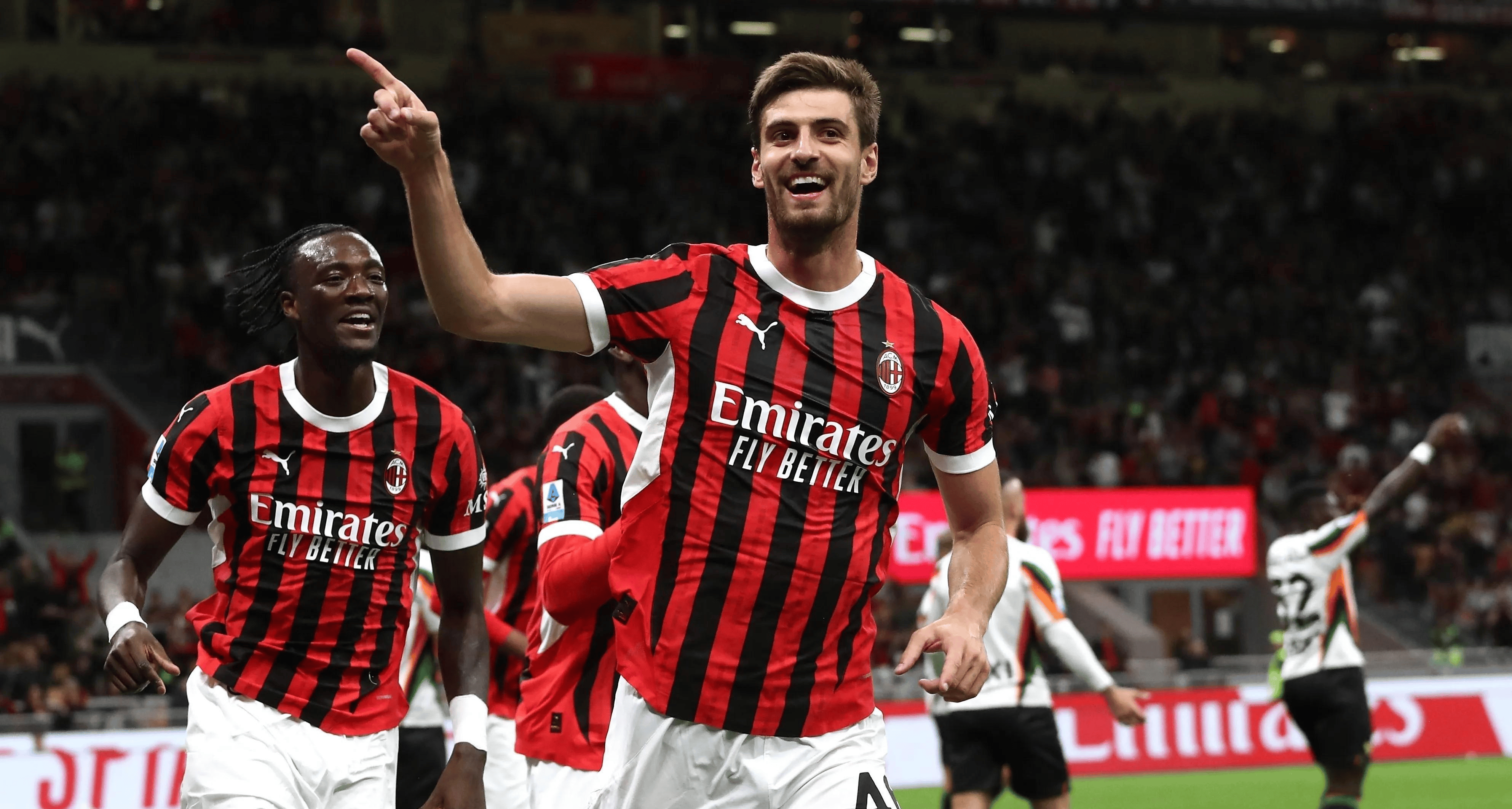 开云体育下载-热门足球比赛正酝酿中，球员们全力以赴迎接挑战