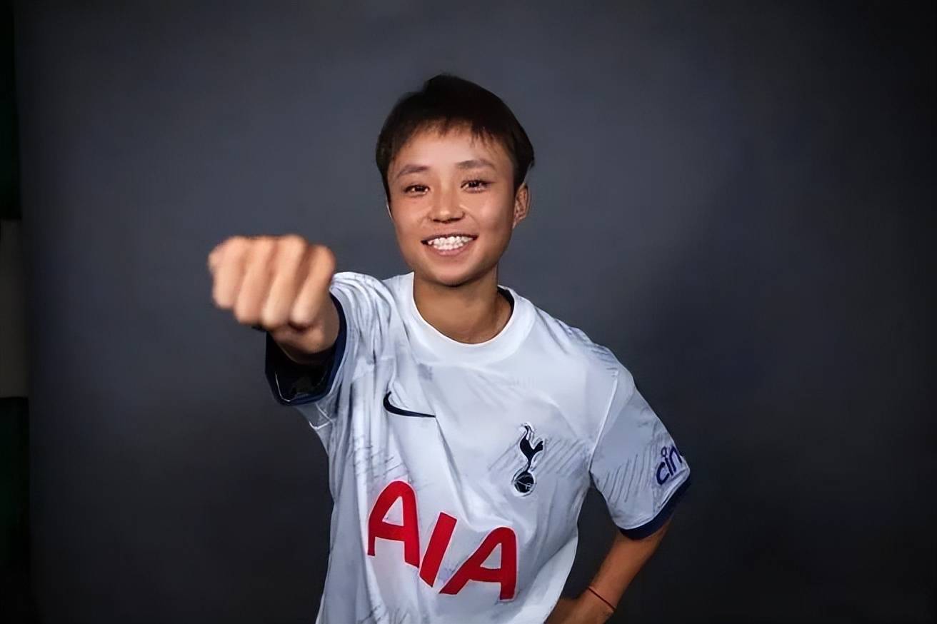 开云体育入口-瑞士女足主力中场公开示爱男友，成为焦点的简单介绍