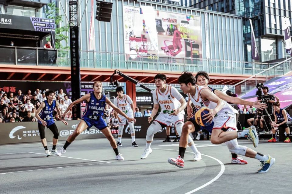 开云体育官网-澳洲篮球联赛新赛季开赛两队轻松取胜的简单介绍