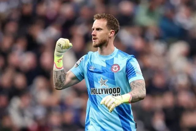 勒沃库森门将神勇扑救,立下奇功的简单介绍 勒沃库森门将神勇扑救,立下奇功的简单介绍