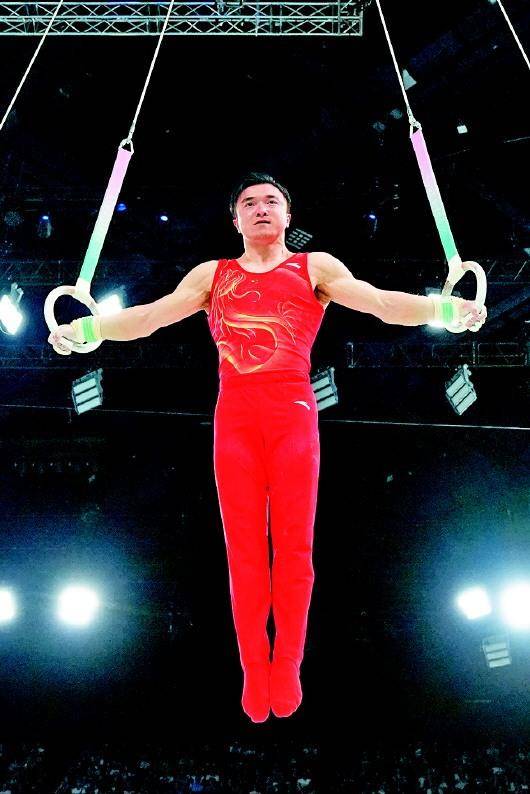 开云体育平台APP-阿联酋体操选手精湛技艺，获得金牌的简单介绍