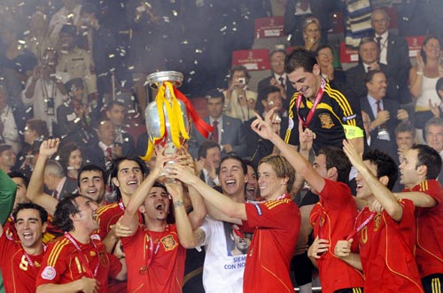 开云体育官方网站-完美配合助球队获胜，欧预赛实力惊艳！的简单介绍