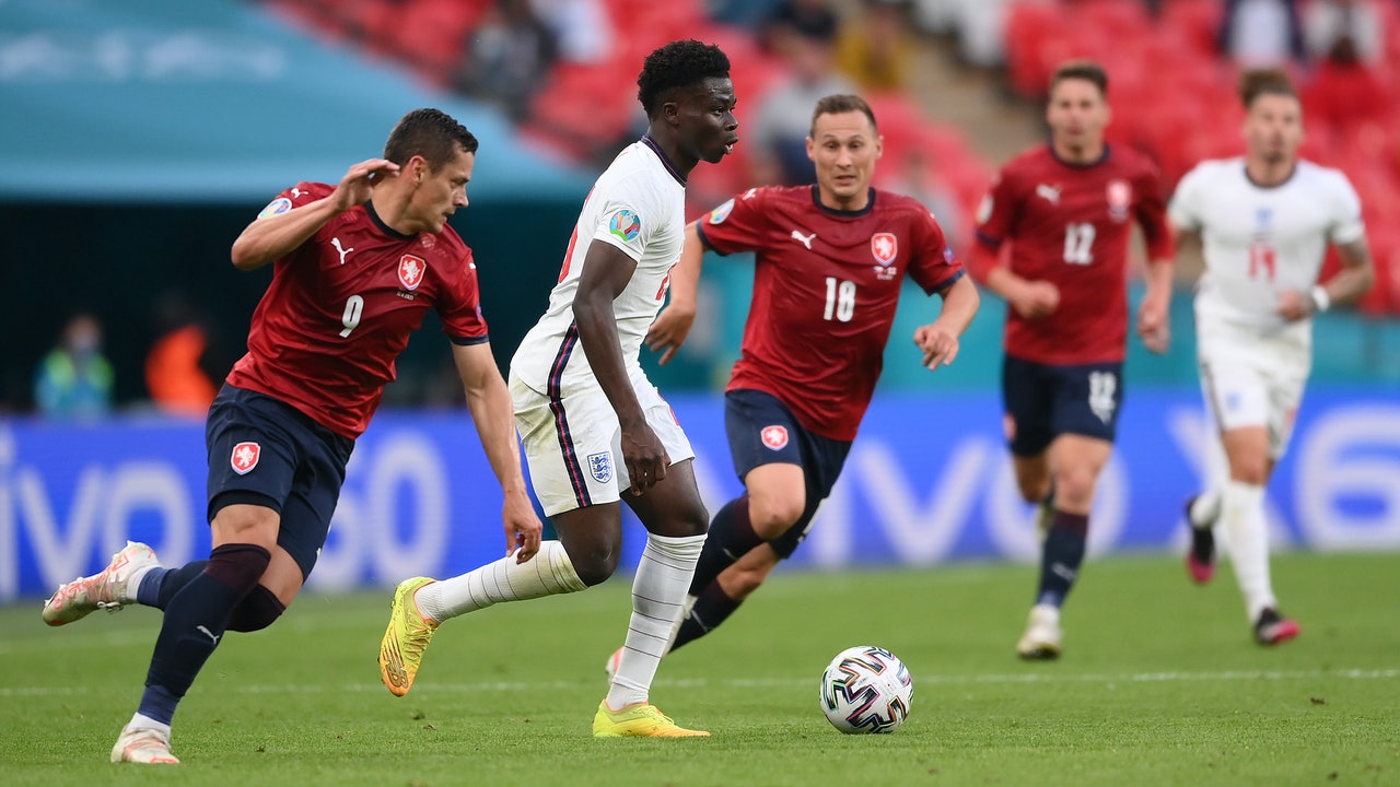 希腊大胜捷克,成功晋级半决赛! 希腊大胜捷克,成功晋级半决赛!