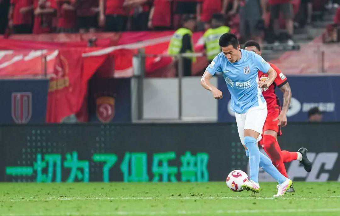 包含大连一方客场不敌广州恒大,遭遇连败的词条 包含大连一方客场不敌广州恒大,遭遇连败的词条