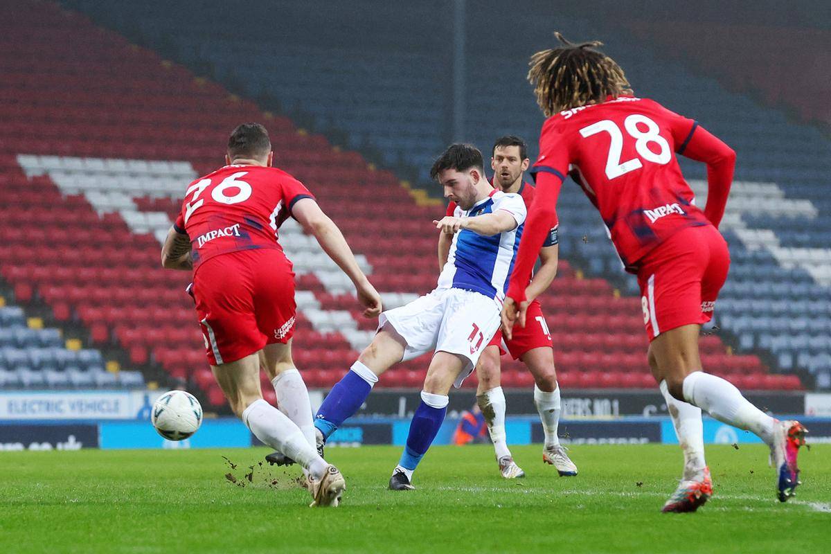 富勒姆主场逼平谢菲联,表现坚韧不拔的简单介绍 富勒姆主场逼平谢菲联,表现坚韧不拔的简单介绍