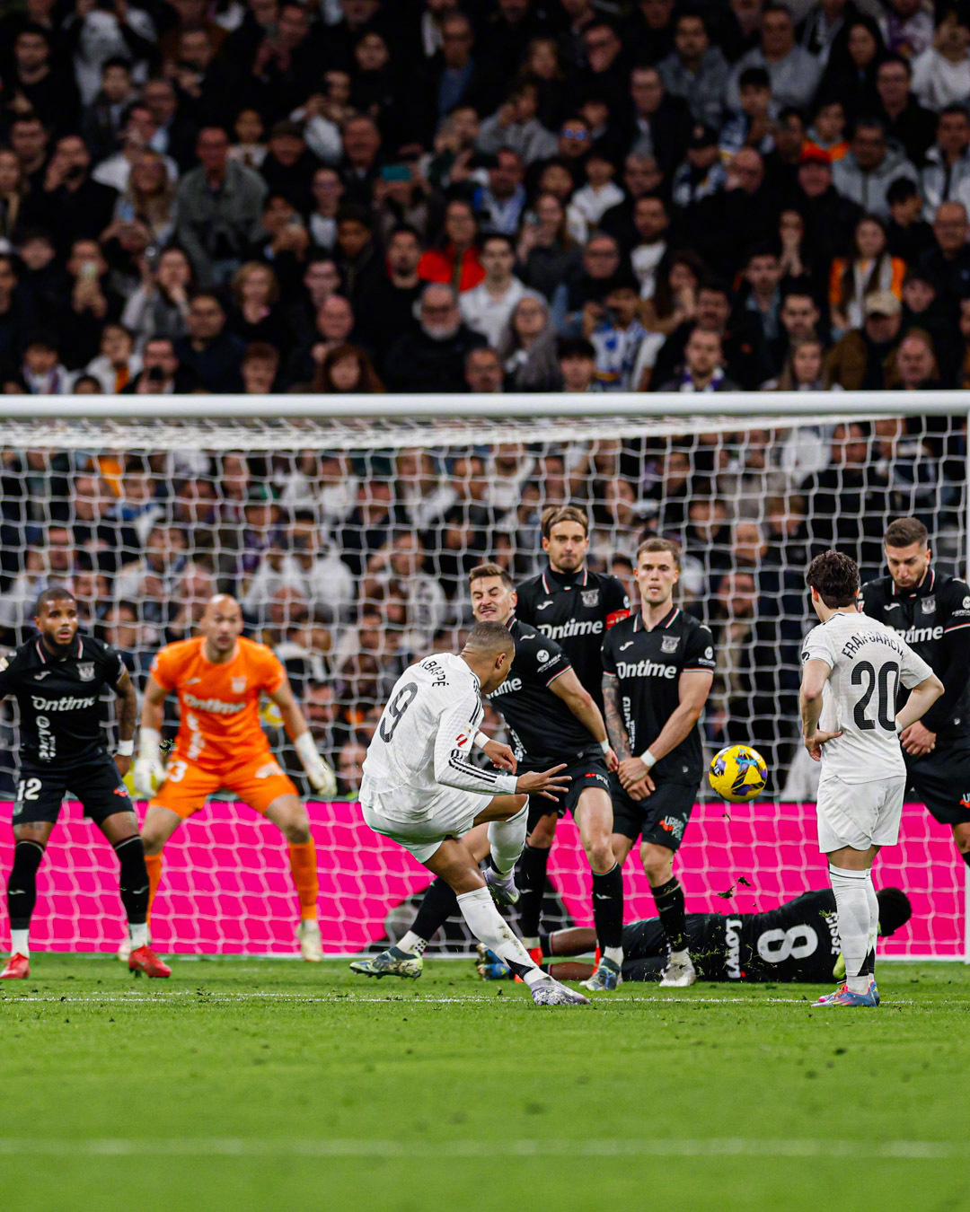 德国遭遇姆巴佩晋级，德甲局势紧张