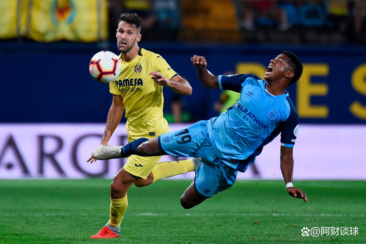 比利亚雷亚尔阻止巴伦西亚逆袭，保持稳定