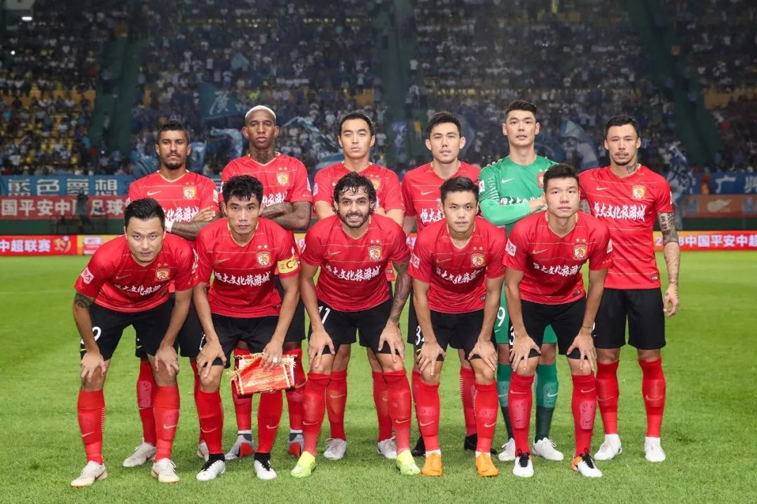 开云体育-广州德比烽火再起，富力险胜恒大