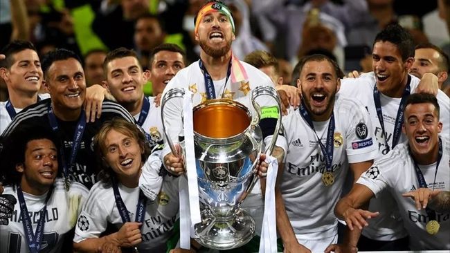 开云体育APP下载-皇家马德里高举胜利，势不可挡夺冠在望