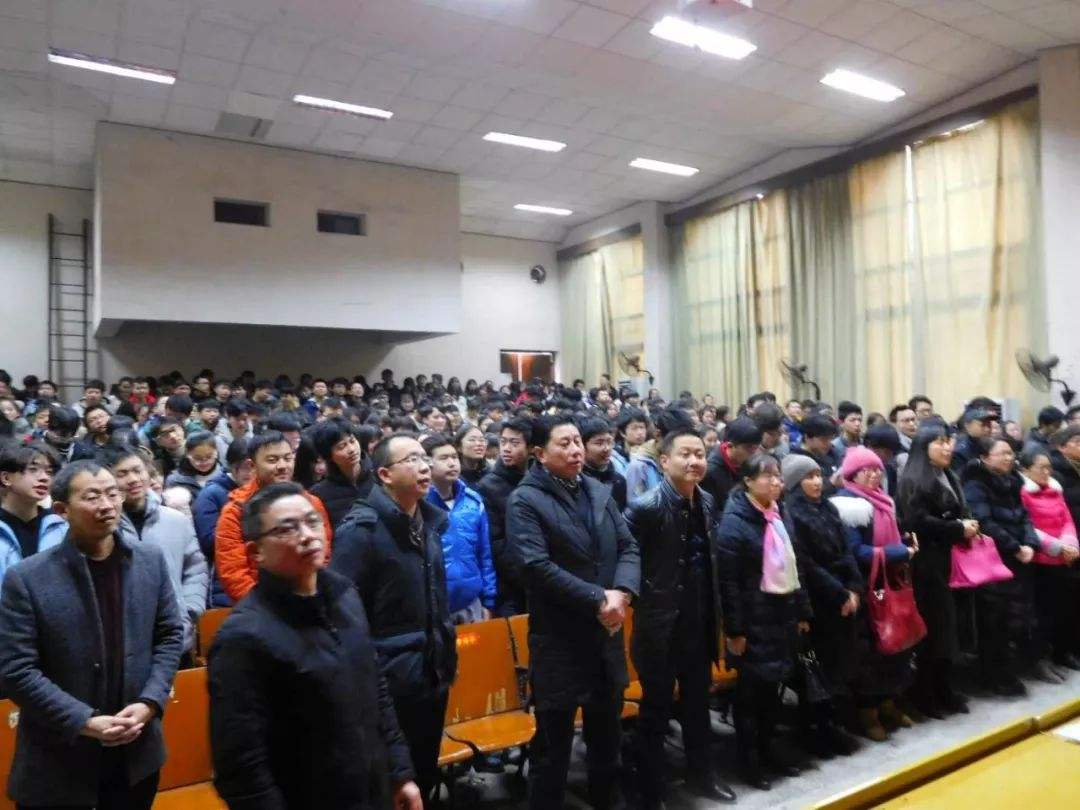 开云体育-洪都拉斯队士气高涨，冲刺下一个胜利