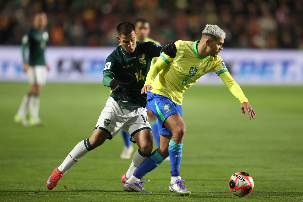 玻利维亚足球队在国际赛事中闪耀登场 玻利维亚足球队在国际赛事中闪耀登场