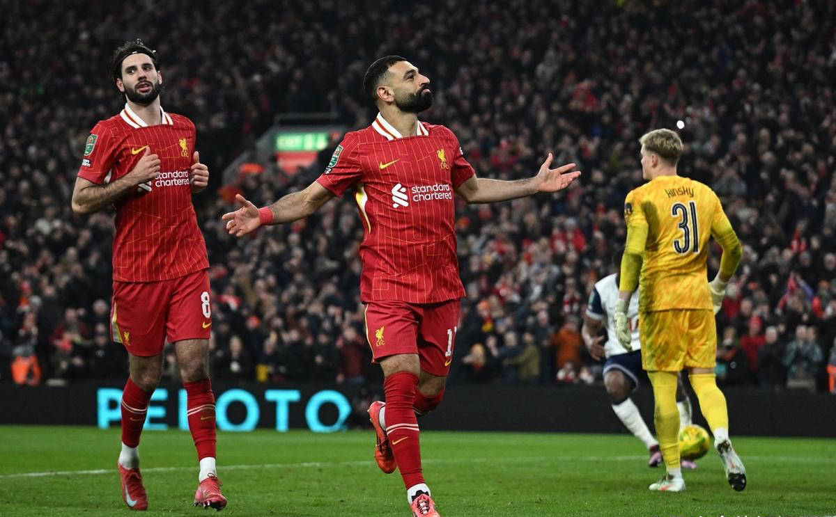 包含利物浦队以大比分胜出,成功晋级欧洲俱乐部比赛四分之一决赛的词条 包含利物浦队以大比分胜出,成功晋级欧洲俱乐部比赛四分之一决赛的词条