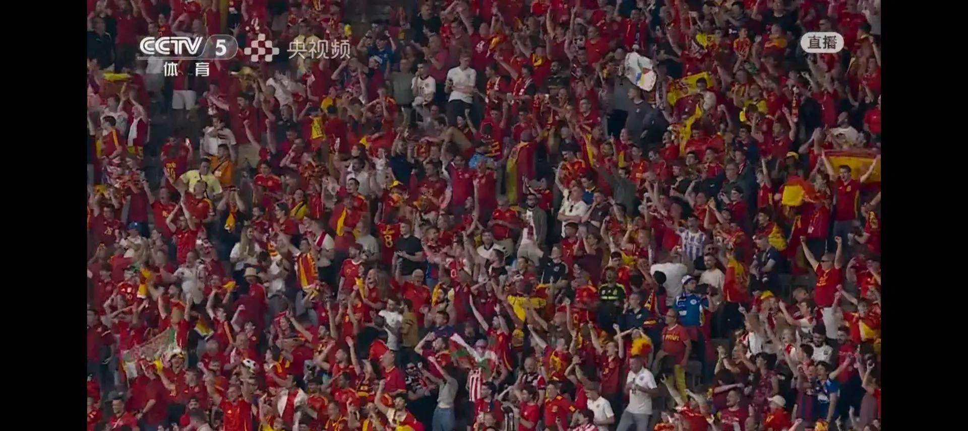 关于西班牙网球队绝杀欧洲网球队,西西帕斯关键制胜的信息 关于西班牙网球队绝杀欧洲网球队,西西帕斯关键制胜的信息