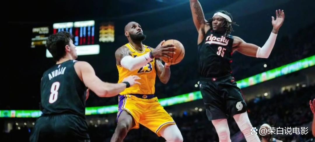 开云体育APP下载-湖人再胜开拓者，终结两连败