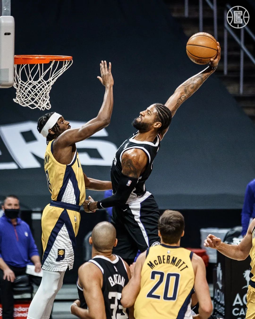 关于快船擒雷霆,乔治砍下30分的信息 关于快船擒雷霆,乔治砍下30分的信息