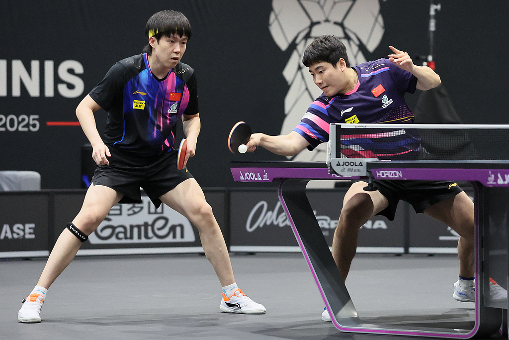 日本队险胜英格兰队,梁靖崑统治全场 日本队险胜英格兰队,梁靖崑统治全场