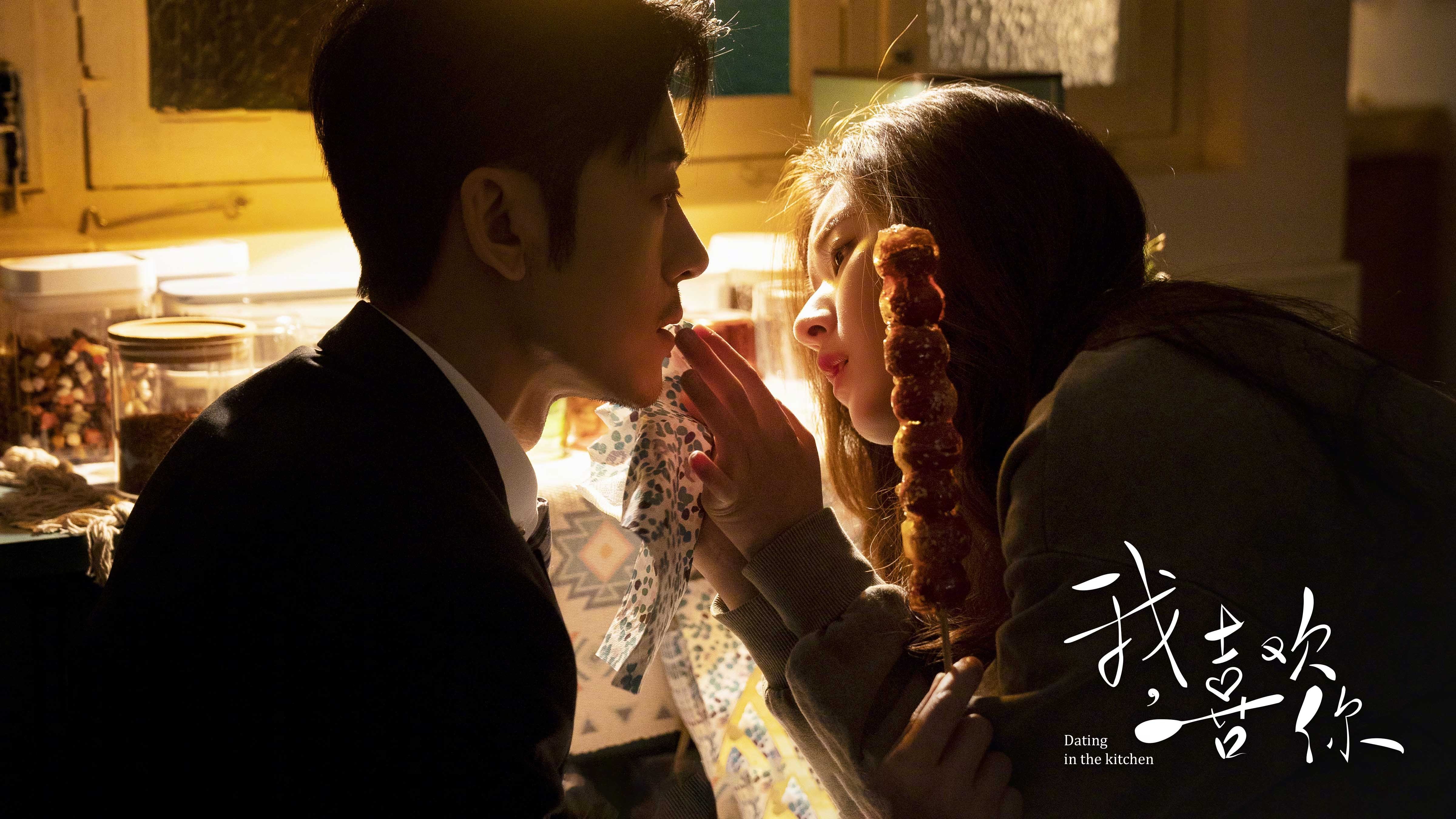 门神壁垒与红色洪流,当库尔图瓦独自扛起莱比锡的比利时风暴