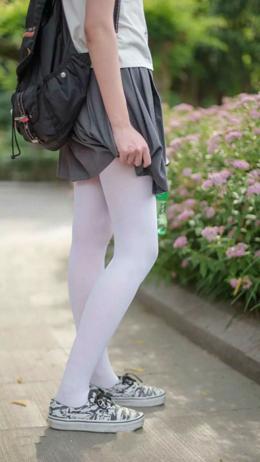 开云APP-掌控力，从赛道到球场的领域主权