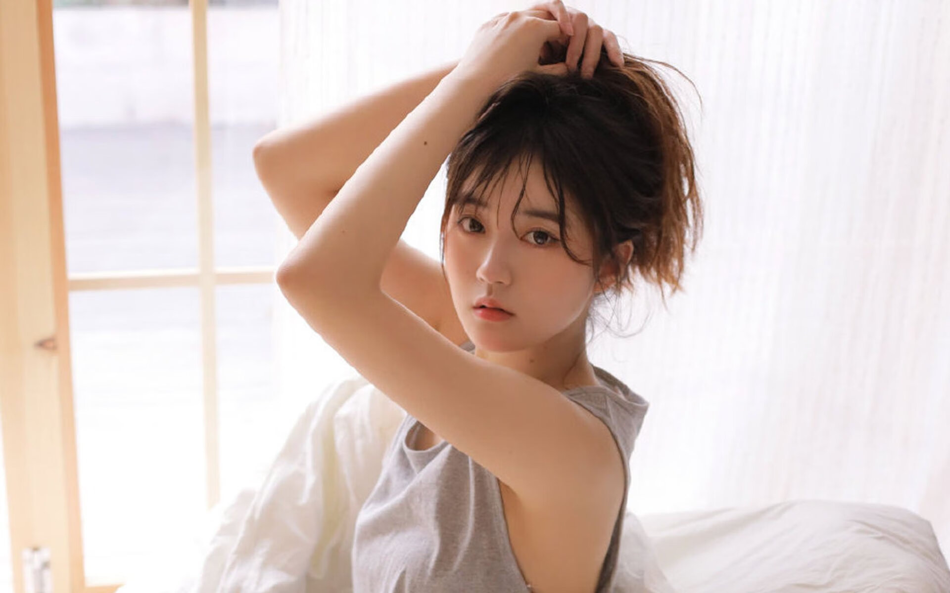 奇迹之夜,尼日利亚青年军3-0掀翻曼城,贝林厄姆统治攻防