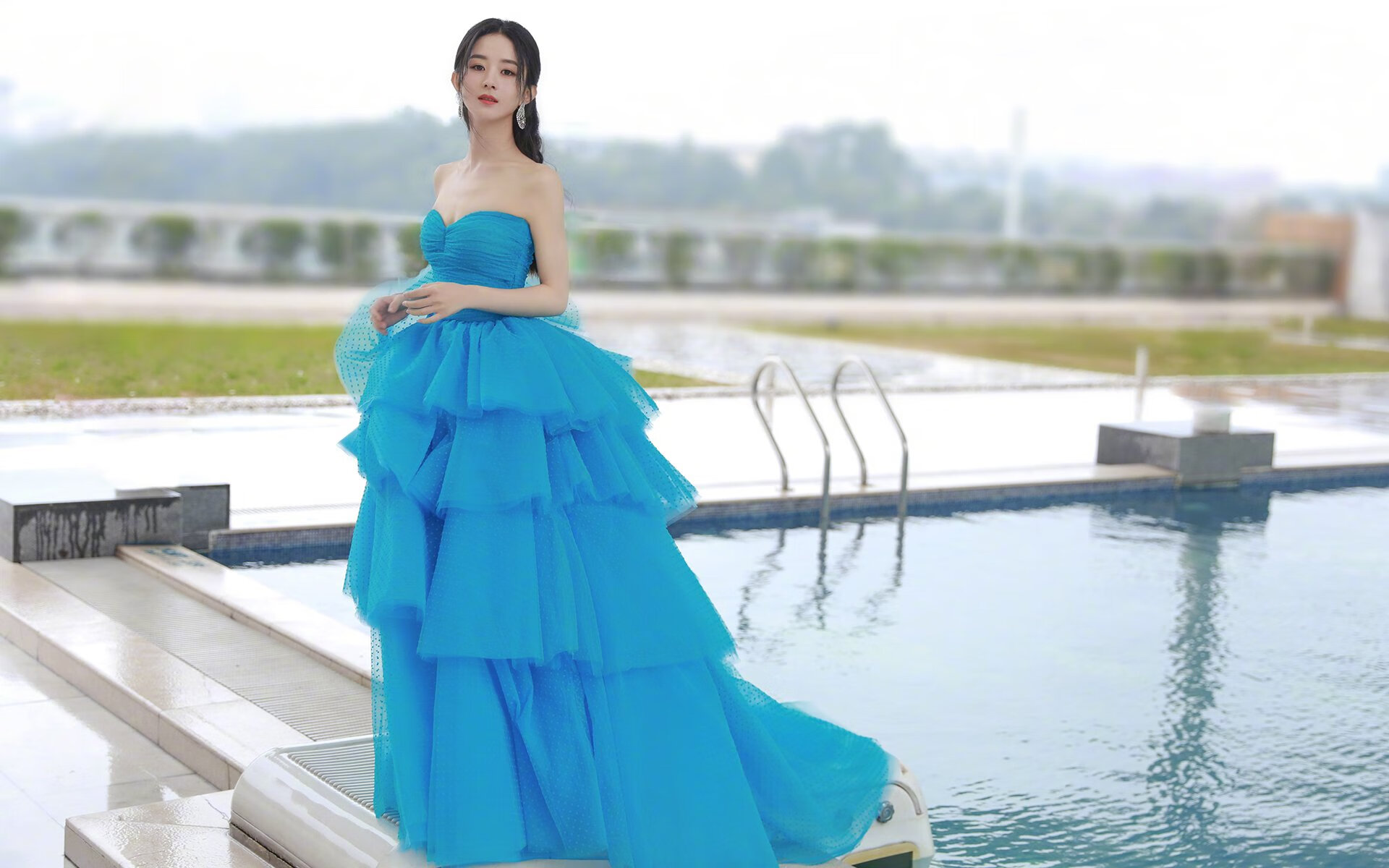 开云体育APP下载-亚洲风暴席卷欧陆，三笘薰赛后评分拉满，塞维利亚战术铁蹄踏平多特蒙德