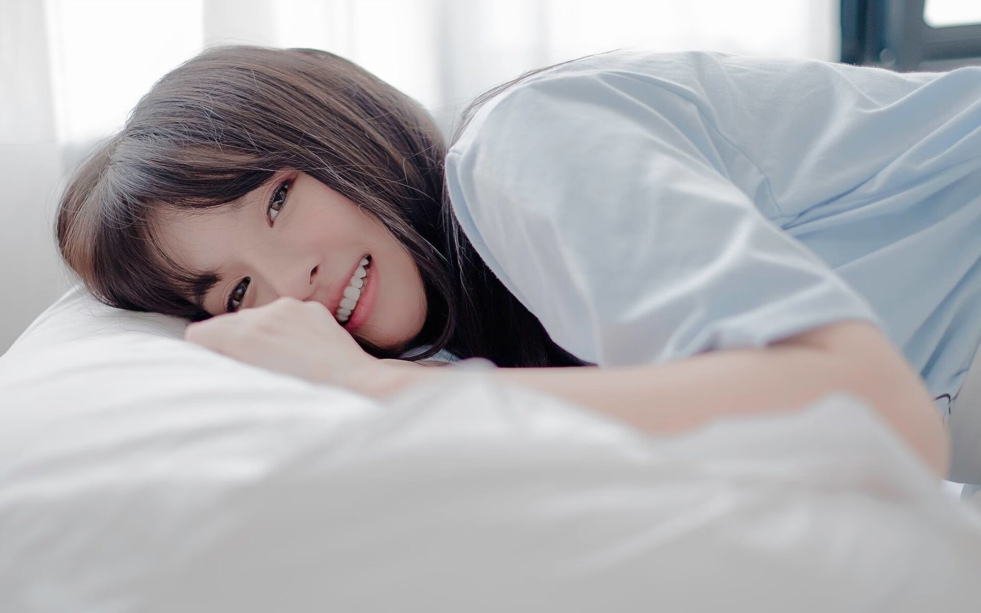 开云体育中国-约基奇压制级发挥引领湖人战胜新疆队，篮球盛宴震撼上演