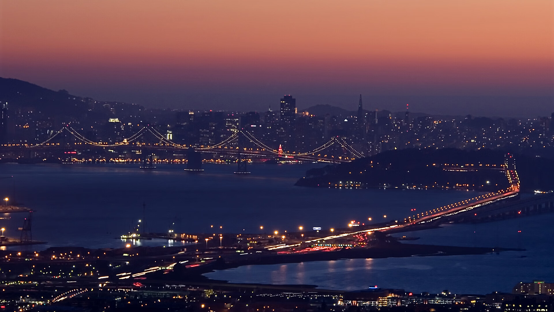 爵士主场踏平雷霆，班凯罗末节13分锁定胜局，一位新星的蜕变