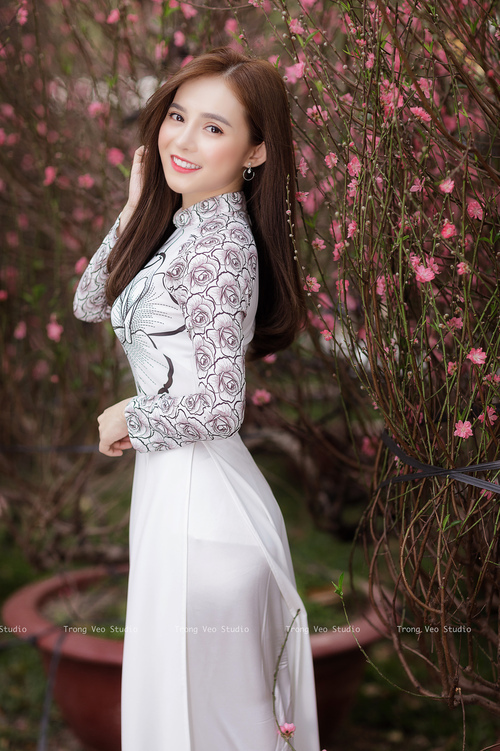 开云平台-蓝白风暴席卷F组，波兰完胜丹麦，拉什福德致命一击彰显锋线杀机